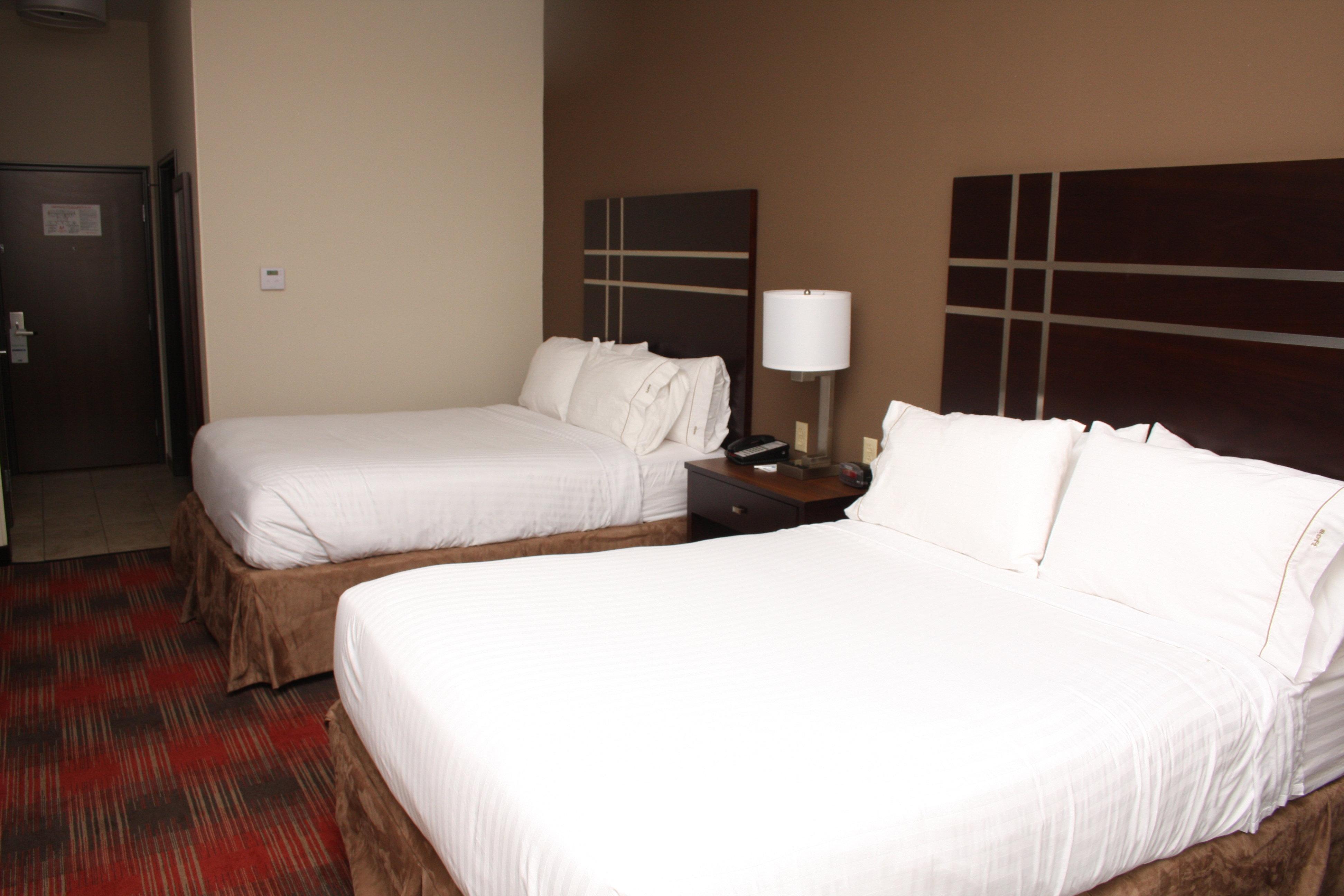 Holiday Inn Express & Suites Cumberland - La Vale By Ihg Exteriör bild