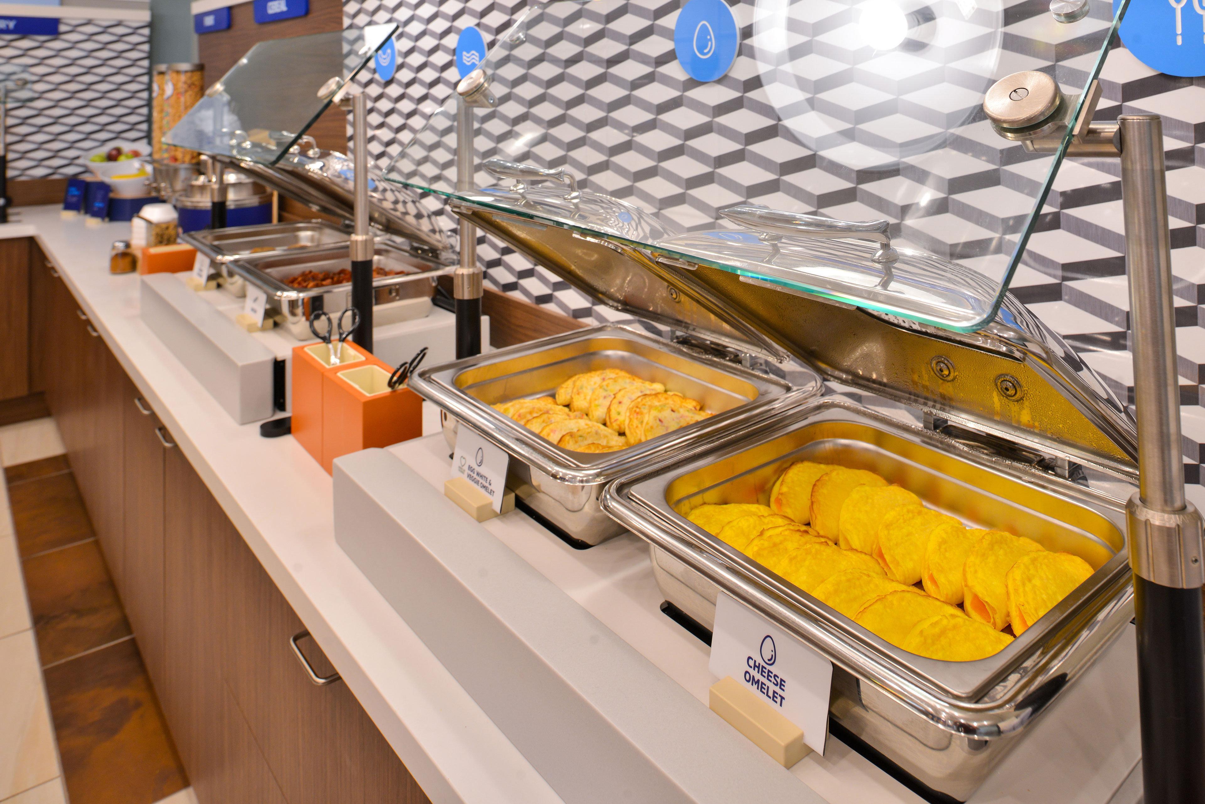 Holiday Inn Express & Suites Cumberland - La Vale By Ihg Exteriör bild